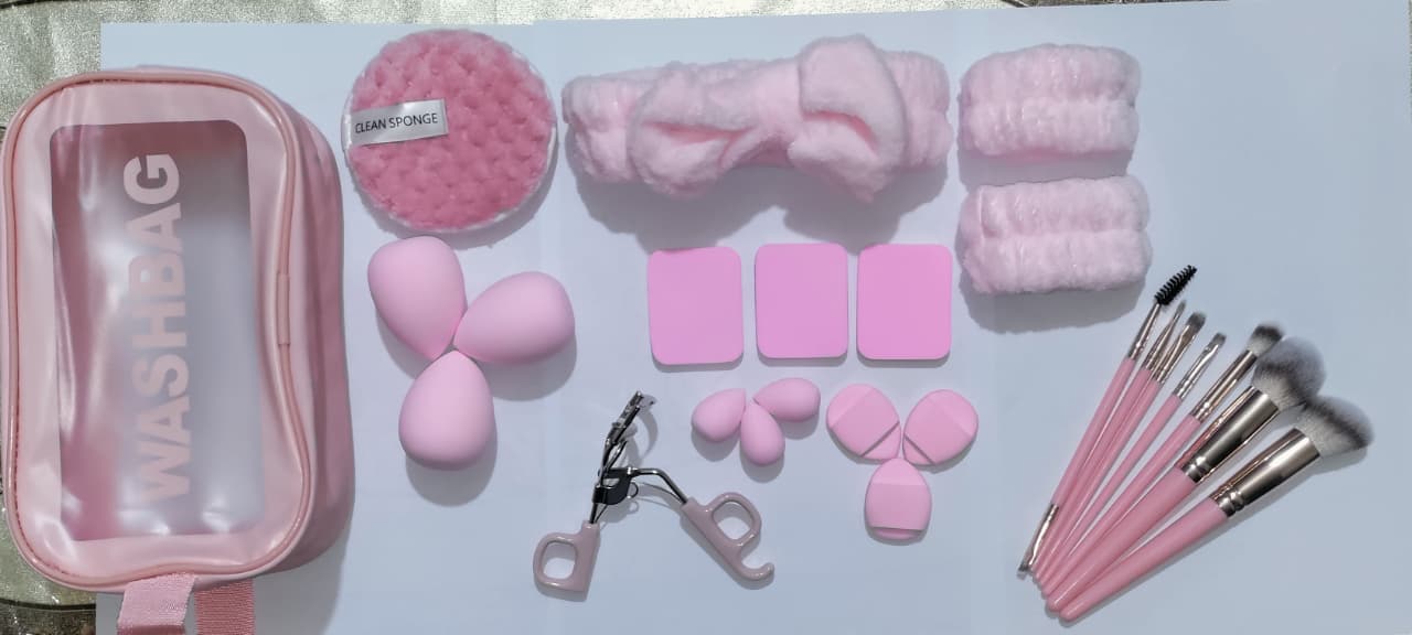 Multipurpose Travel Makeup Kit with Brushes