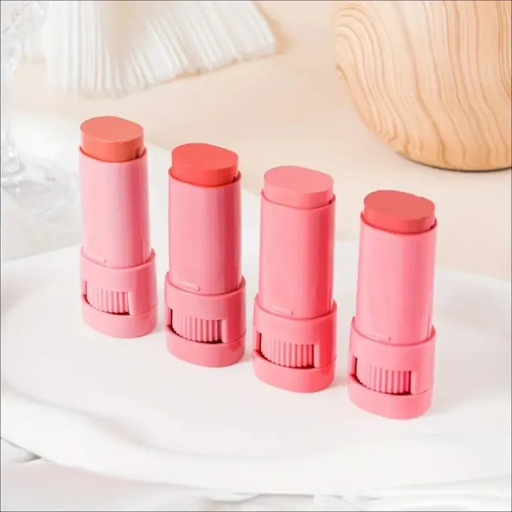 High-Pigment Matte Blush Stick – Long-Lasting, Water-Resistant & Blendable Contour Balm