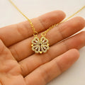 ZGE-923 Korean Magnetic 4 Leaf Clover Pendant Necklace- Golden/Silver
