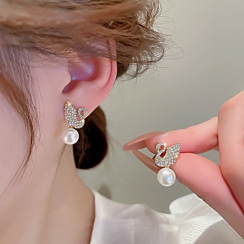 ZJE-911 Swan Pearl Earrings - Golden/Silver
