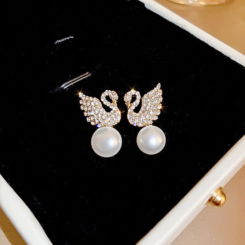ZJE-911 Swan Pearl Earrings - Golden/Silver
